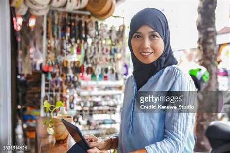 indo vrouw|123.451 Indonesische Vrouw Stock Photos, High